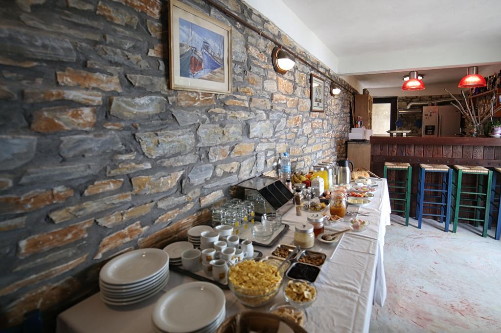 Pyrgos Traditional Village Ágios Kírykos Extérieur photo